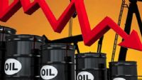 Petrol fiyatlarında son 3 yılın en büyük düşüşü Petrol fiyatlarında son 3 yılın en büyük düşüşü