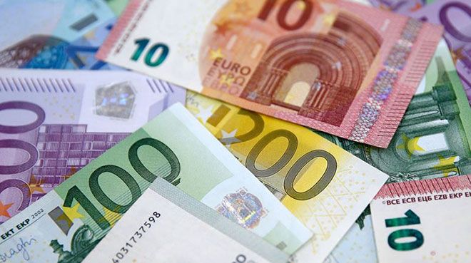 Küresel liderlerden corona virüs mücadelesine 7.4 milyar euro